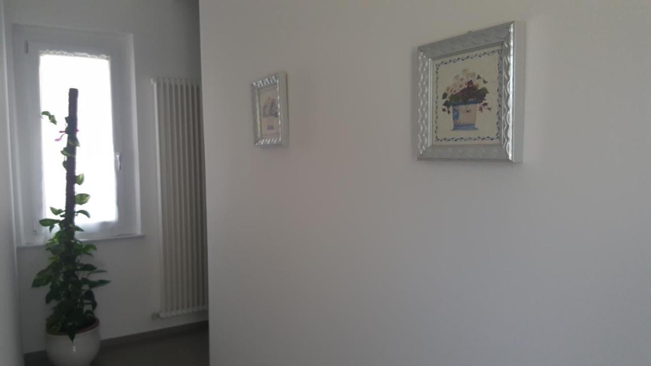 פאנו B&B "Al Colle 11" מראה חיצוני תמונה