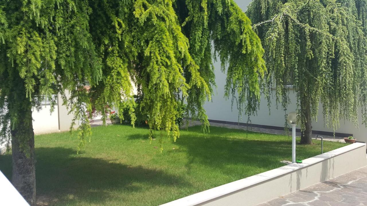 פאנו B&B "Al Colle 11" מראה חיצוני תמונה